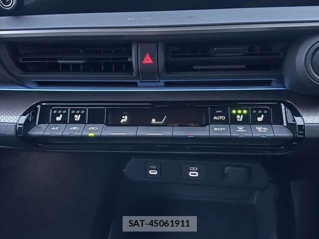 Toyota PRIUS 2023-07 7223882-3