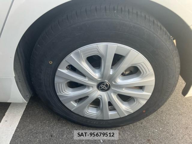 Toyota PRIUS 2022-12 7223874-10