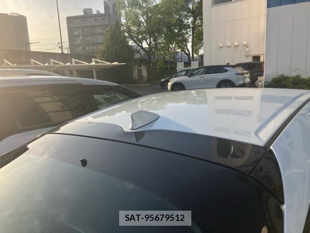 Toyota PRIUS 2022-12 7223874-5