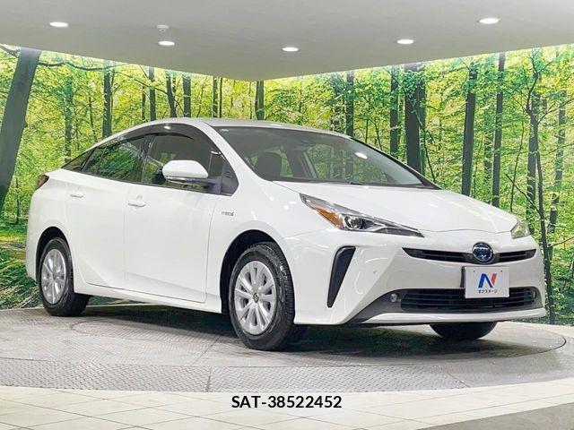 Toyota PRIUS 2019-11 7223866-16