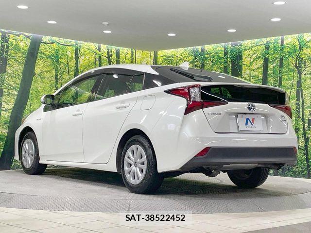 Toyota PRIUS 2019-11 7223866-17