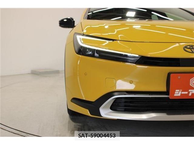 Toyota PRIUS 2023-07 7223878-15