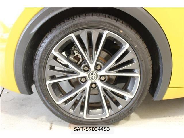 Toyota PRIUS 2023-07 7223878-22