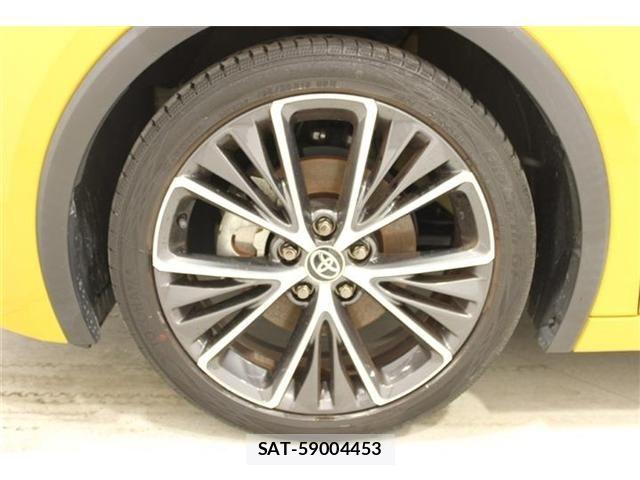 Toyota PRIUS 2023-07 7223878-24