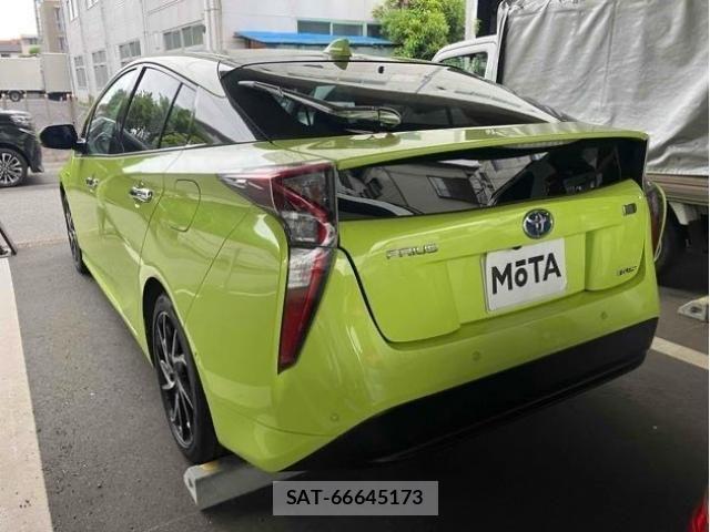 Toyota PRIUS 2016-01 7223862-1