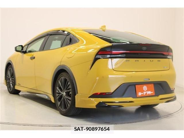 Toyota PRIUS 2024-07 7223881-9