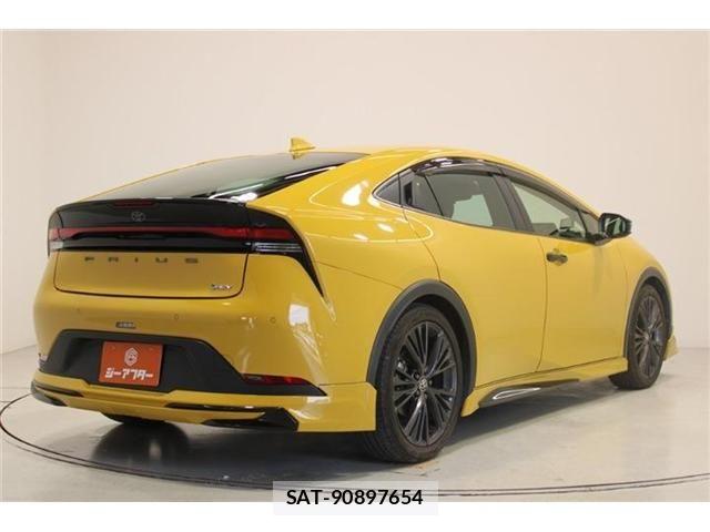 Toyota PRIUS 2024-07 7223881-11
