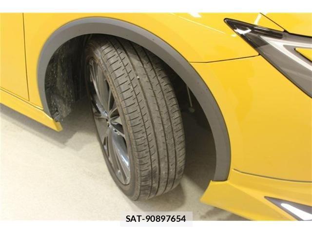 Toyota PRIUS 2024-07 7223881-26