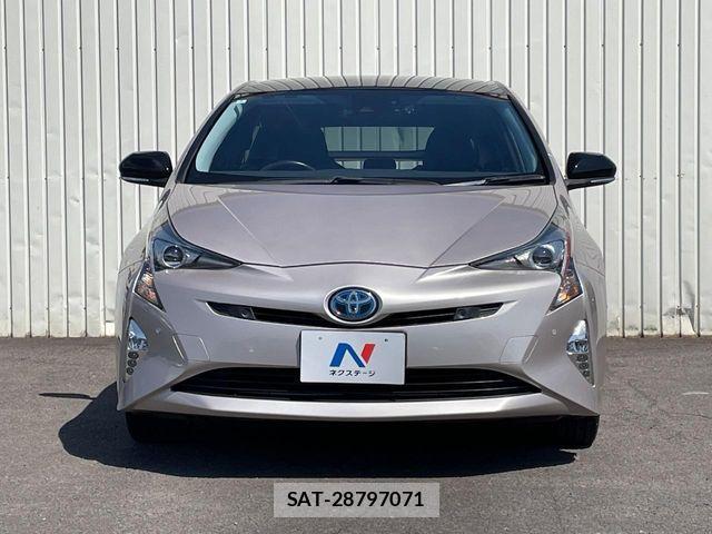 Toyota PRIUS 2018-03 7218437-14