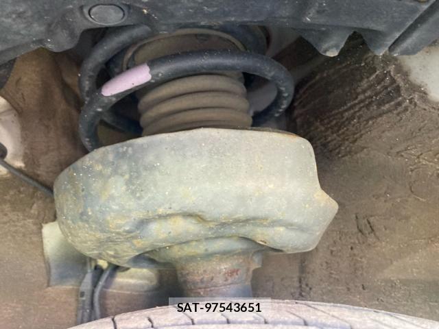 Toyota PRIUS 2021-05 7223869-13