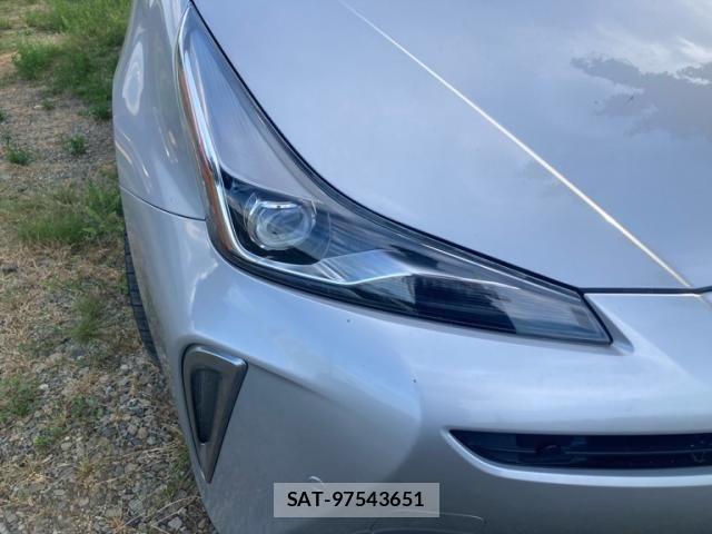 Toyota PRIUS 2021-05 7223869-3