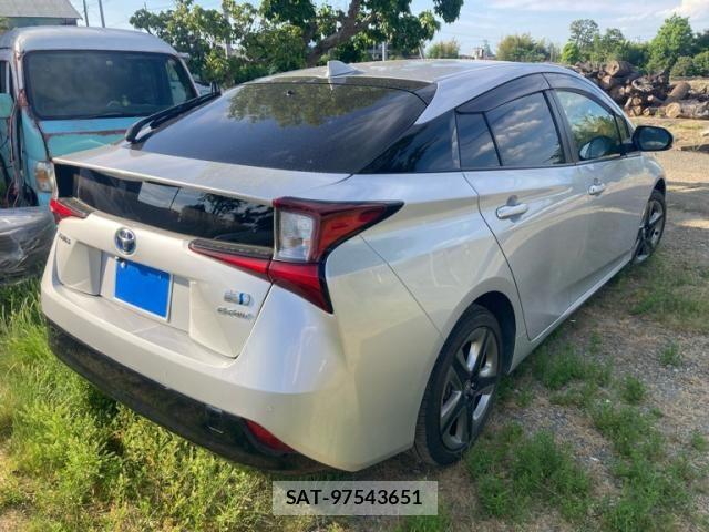 Toyota PRIUS 2021-05 7223869-6