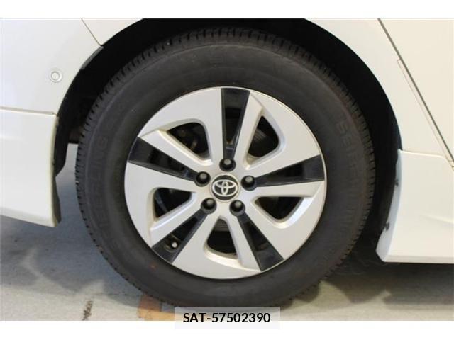 Toyota PRIUS 2016-10 7217274-22
