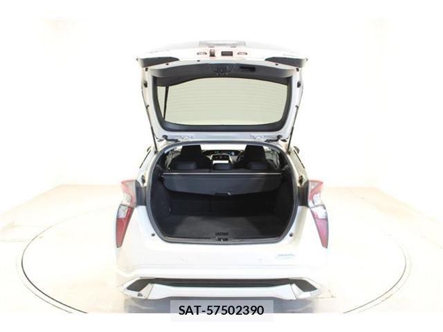 Toyota PRIUS 2016-10 7217274-29