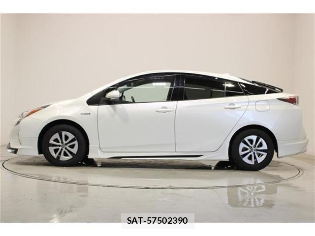 Toyota PRIUS 2016-10 7217274-8