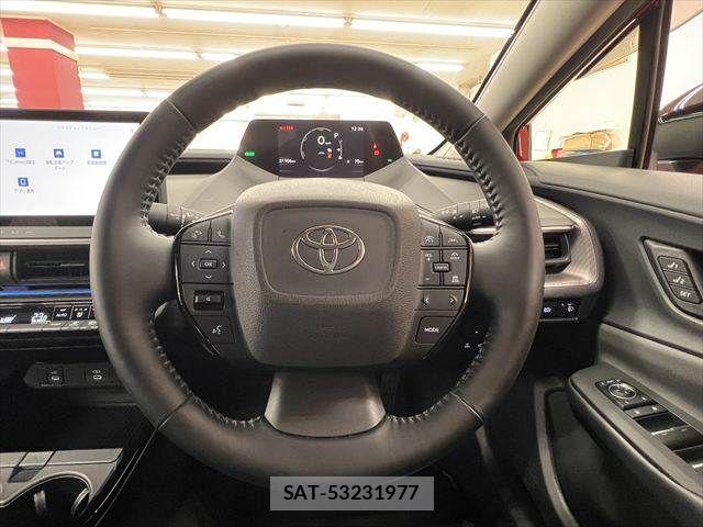 Toyota PRIUS 2023-01 7223876-9