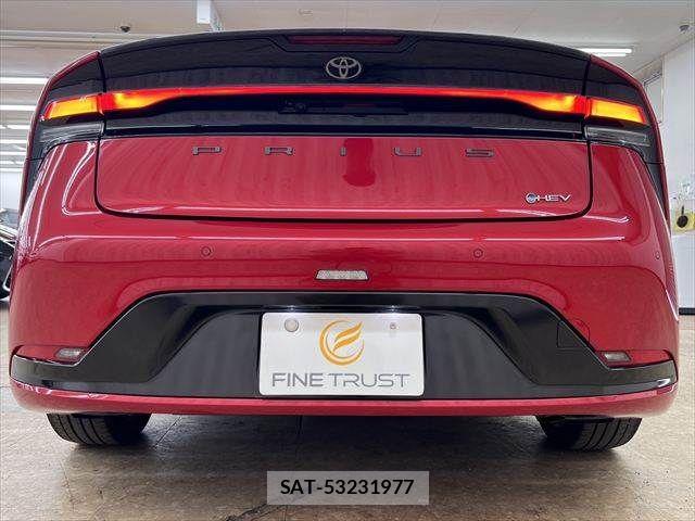 Toyota PRIUS 2023-01 7223876-16
