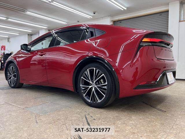 Toyota PRIUS 2023-01 7223876-18