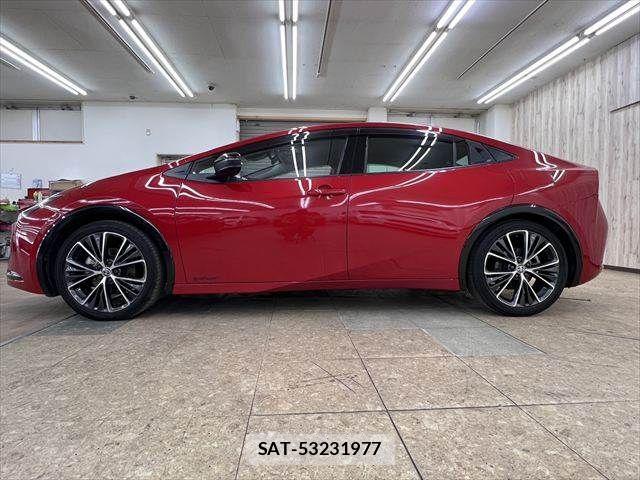 Toyota PRIUS 2023-01 7223876-19
