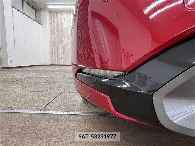 Toyota PRIUS 2023-01 7223876-23