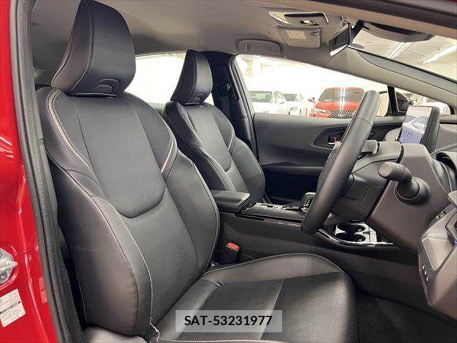 Toyota PRIUS 2023-01 7223876-6