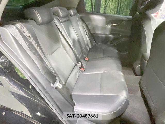 Toyota PRIUS 2023-05 7216467-11