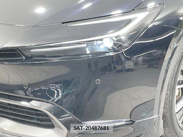 Toyota PRIUS 2023-05 7216467-14