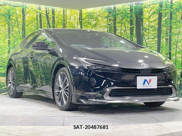 Toyota PRIUS 2023-05 7216467-18