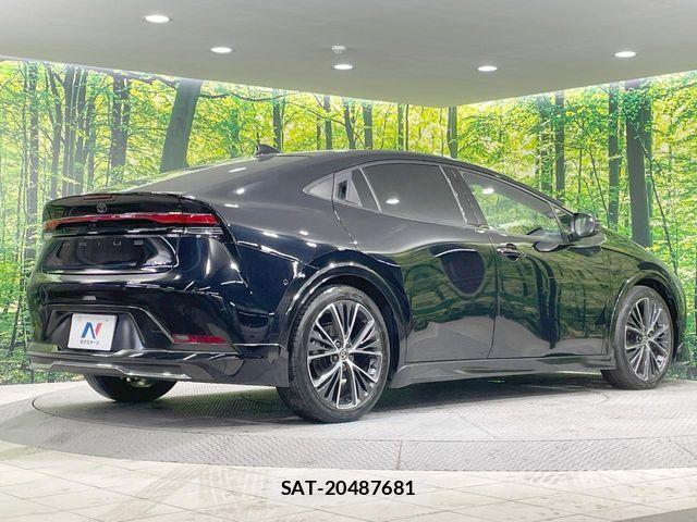 Toyota PRIUS 2023-05 7216467-19