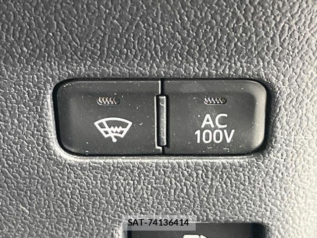 Toyota PRIUS 2022-05 7223872-4