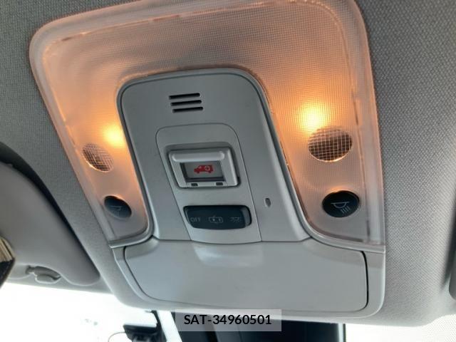 Toyota PRIUS 2020-12 7251974-24