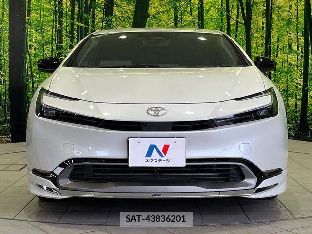 Toyota PRIUS 2023-02 7250360-13