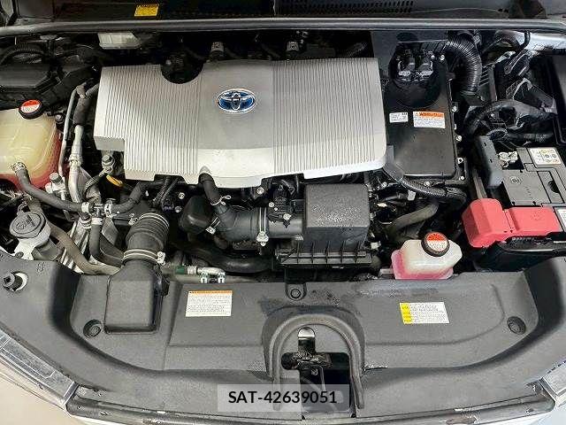 Toyota PRIUS 2015-12 7250446-17