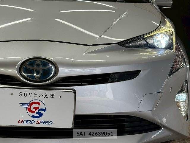 Toyota PRIUS 2015-12 7250446-19