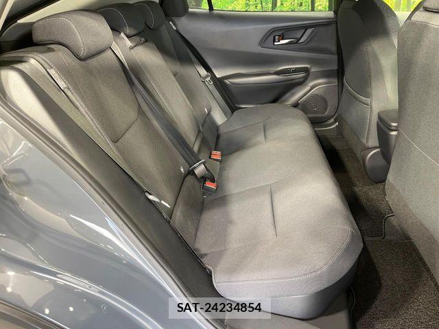 Toyota PRIUS 2023-07 7250335-9