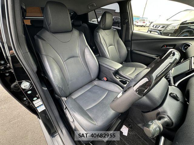 Toyota PRIUS 2016-01 7272745-10