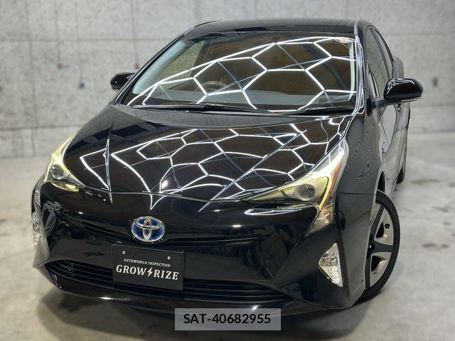 Toyota PRIUS 2016-01 7272745-16