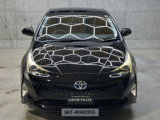 Toyota PRIUS 2016-01 7272745-1