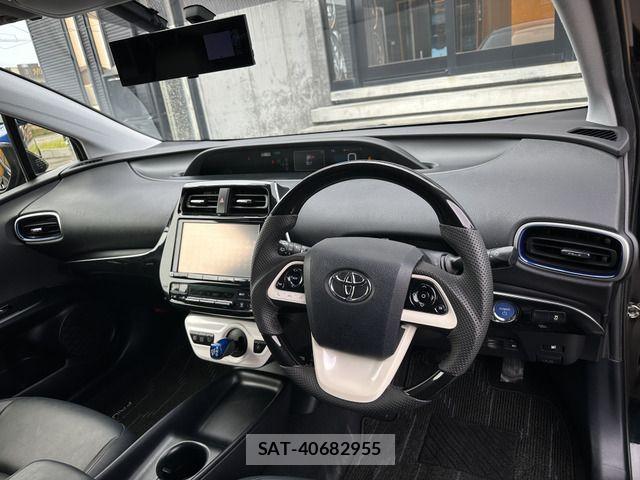 Toyota PRIUS 2016-01 7272745-7