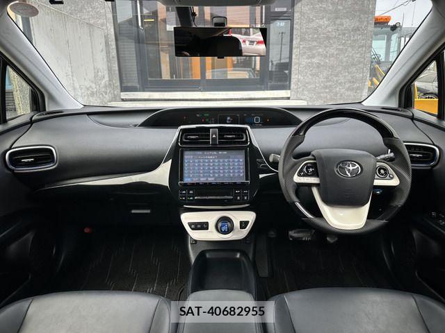 Toyota PRIUS 2016-01 7272745-8