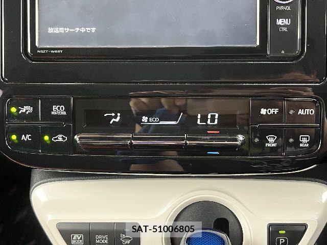 Toyota PRIUS 2018-03 7272743-14