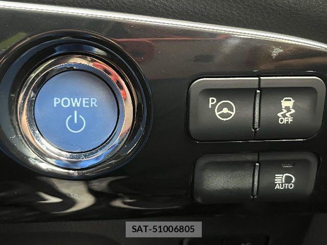 Toyota PRIUS 2018-03 7272743-16