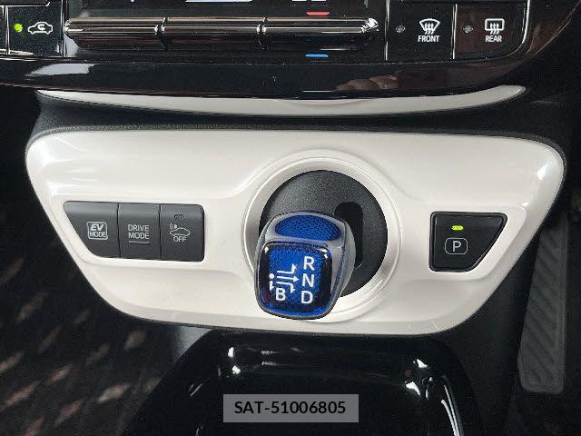 Toyota PRIUS 2018-03 7272743-19