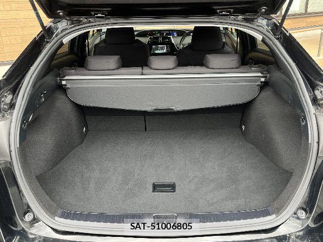 Toyota PRIUS 2018-03 7272743-20