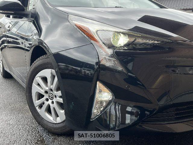 Toyota PRIUS 2018-03 7272743-22