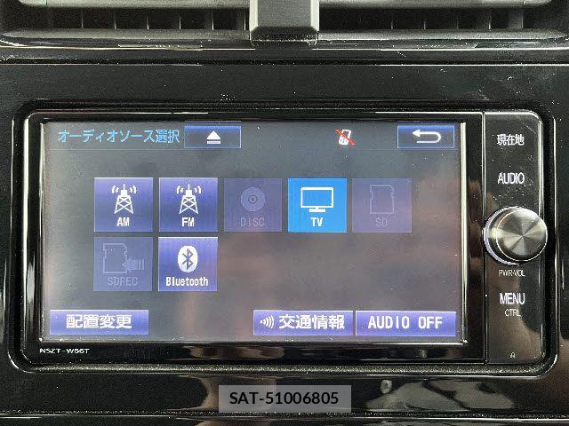 Toyota PRIUS 2018-03 7272743-5