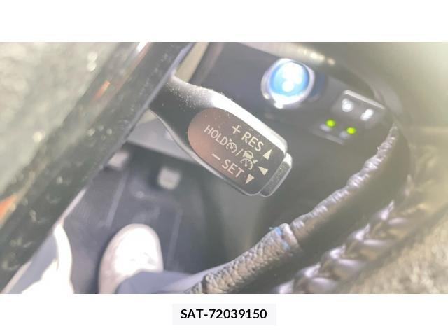 Toyota PRIUS 2020-06 7329498-14