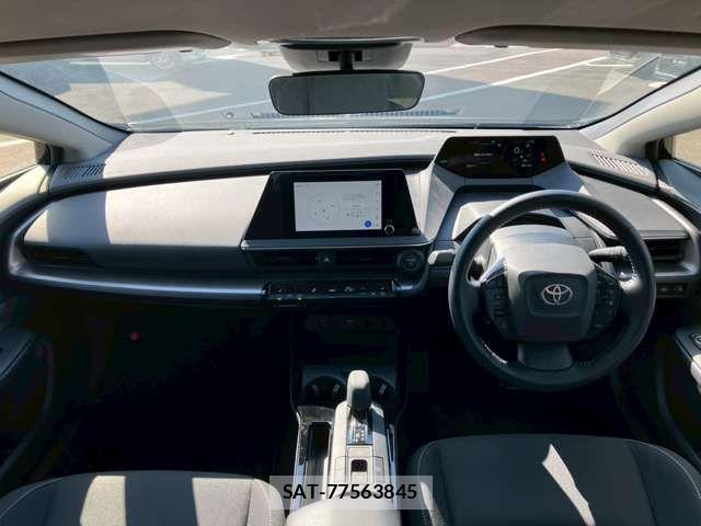 Toyota PRIUS 2023-03 7329492-11