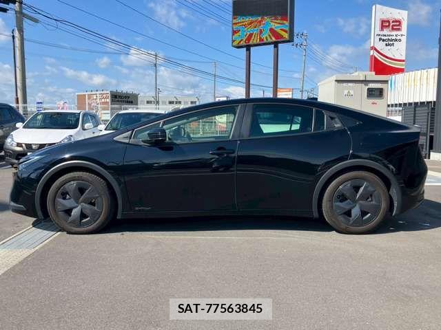 Toyota PRIUS 2023-03 7329492-14