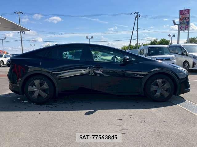 Toyota PRIUS 2023-03 7329492-17